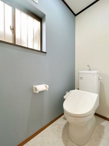 リフォーム済中古戸建　大垣市開発町2丁目　昭和63年築のトイレ