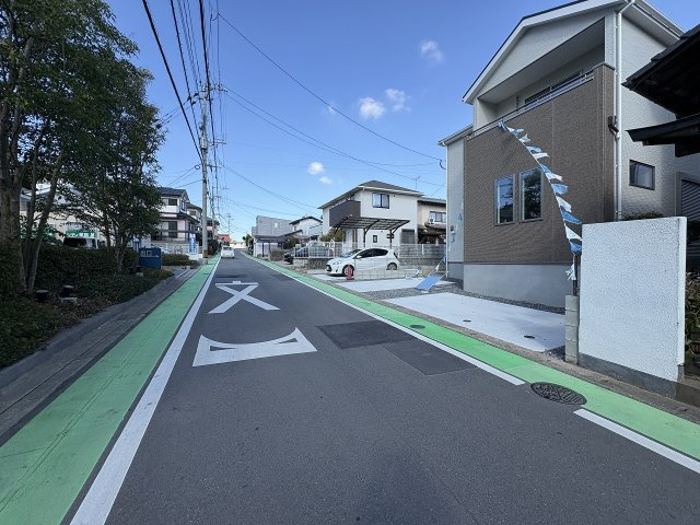 【その他】 | 福岡市博多区浦田1丁目10期　1号棟（全2棟）【仲介手数料無料・0円】 | 現地写真。前面道路です。