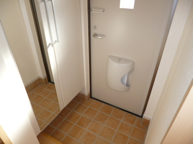 【玄関】 | ビアンコ