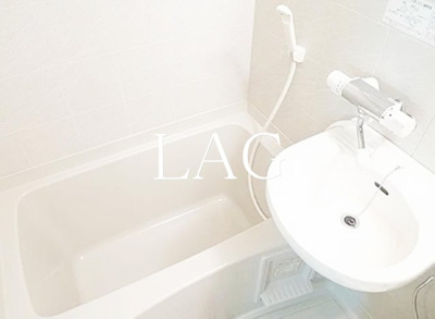 【浴室】 | スカイコート日本橋壱番館 | お風呂です。