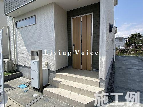 【エントランス】 | 【仲介手数料０円】厚木市まつかげ台　新築一戸建て | 厚木市まつかげ台　新築一戸建て
