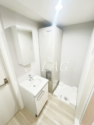 【洗面所】 | DEAR ECLASS NISHIAZABU | 洗面台です。