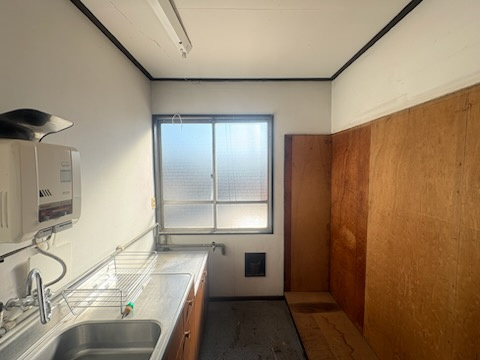 若木町貸店舗事務所　２階