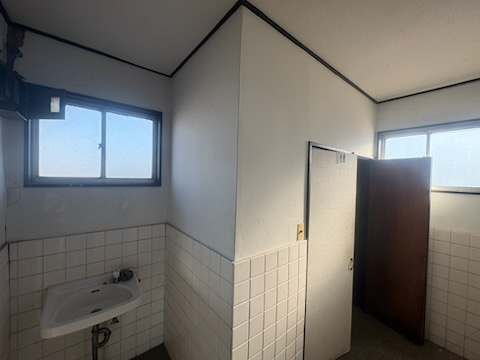 若木町貸店舗事務所　２階