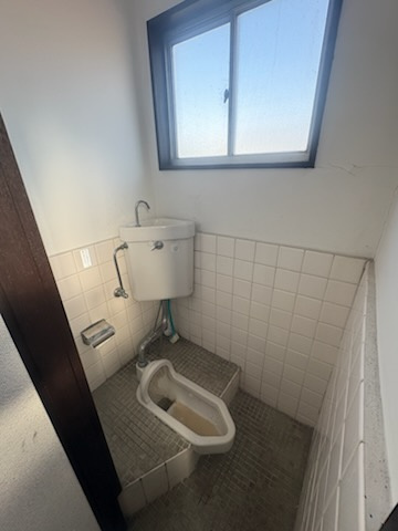 若木町貸店舗事務所　２階