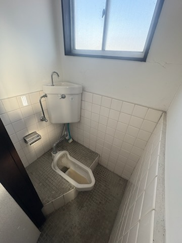 若木町貸店舗事務所　２階