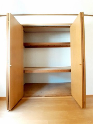 【収納】 | サンライズコート | 大きなものも収納できそうです