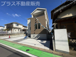 【外観】 | 現地写真。プラス不動産販売なら、現場の全ての棟をまとめてご見学頂けます。