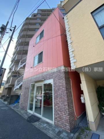 ペガサスビルの外観