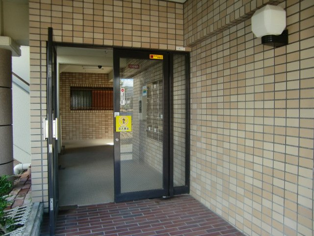 辻田マンションのエントランス