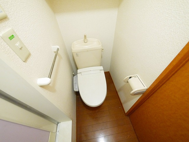 レオパレスエザーンスのトイレ|トイレです