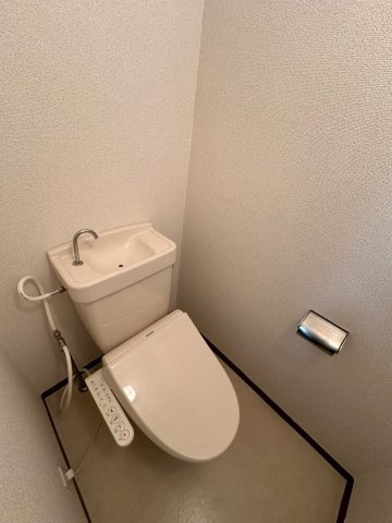 エスポアール青山のトイレ|403号室写真