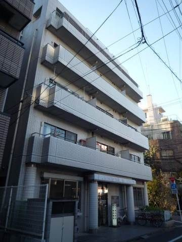 グリーンハイム赤羽の外観