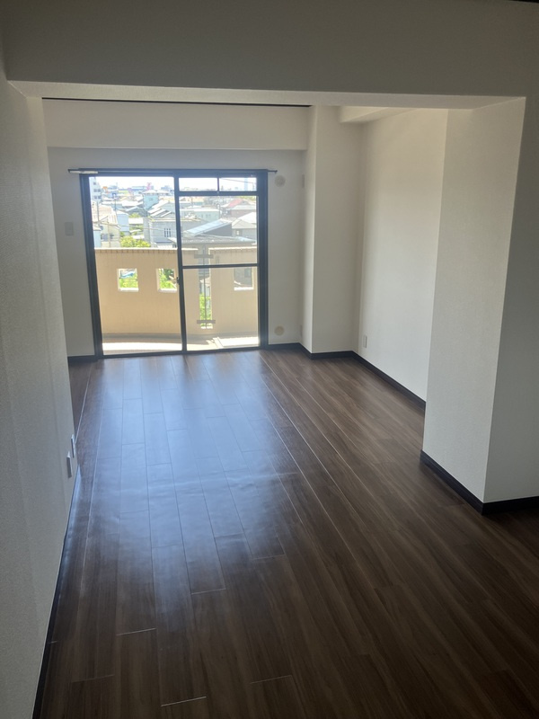 フィアテル岸和田の居間・リビング|リビングです