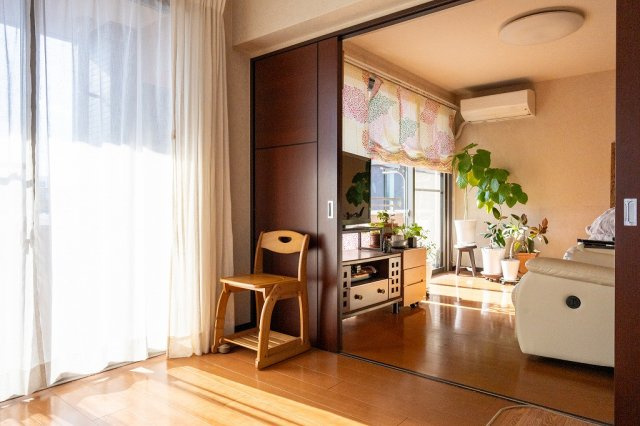 【居間・リビング】 | 【中古マンション】アクロス春日プレジール