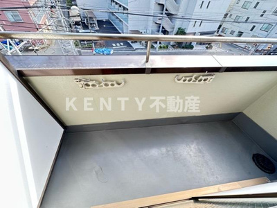 【バルコニー】 | レオノーレ雪谷 | 陽当たり良好なバルコニーです