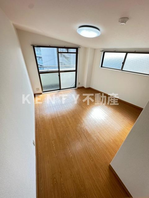 【居間・リビング】 | レオノーレ雪谷 | リビングです