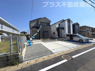 【外観】 | 現地写真。プラス不動産販売なら、現場の全ての棟をまとめてご見学頂けます。