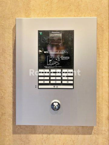 プレサンス大須観音フィエスタのエントランス