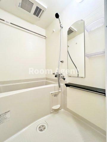 プレサンス大須観音フィエスタの浴室