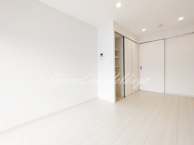 リブリ・桃浜町の洋室