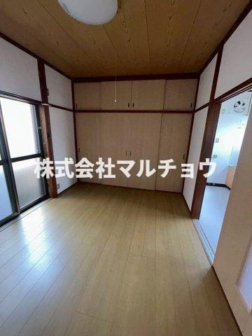 ダイケンハイツの洋室|コンパクトで使いやすい洋室です