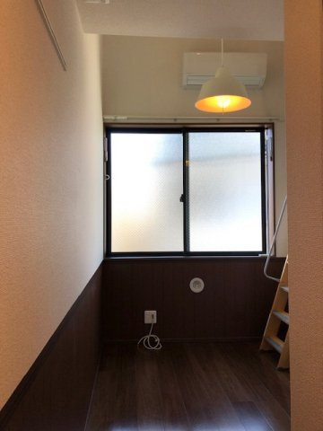 アーバンプレイス阿佐ヶ谷Ｗestの洋室|落ち着いた色調の洋室です