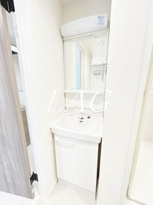 【洗面所】 | アザーレ・キュリオス三田Ｂ | 独立洗面台です。