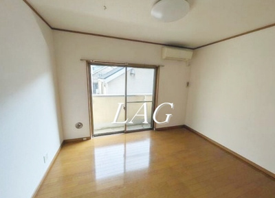 【居間・リビング】 | フェリーチェみやま | 洋室のお部屋です。