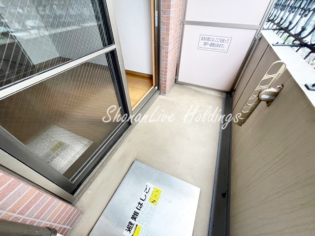 パール横浜東口壱番館のバルコニー