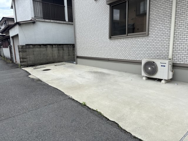 ユアメゾン天満の駐車場
