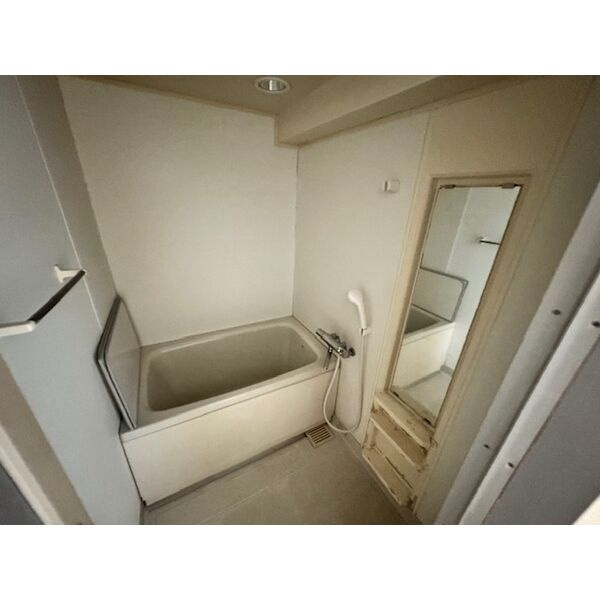 ベルトピア西明石3の浴室