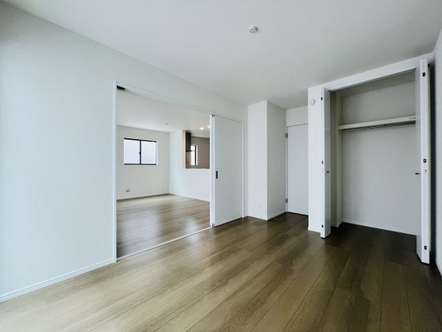 刈谷市築地町二丁目23番2、23番3『仲介手数料無料』新築一戸建て・建売の洋室