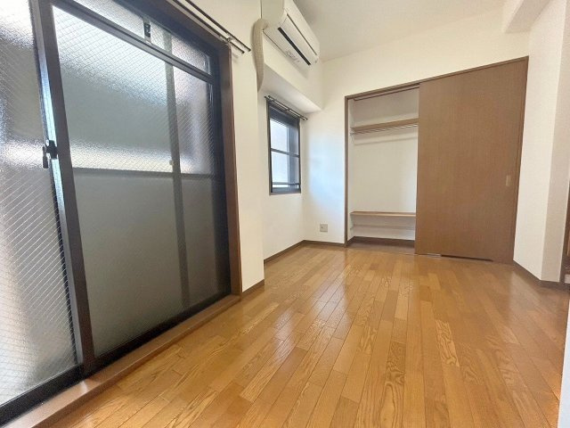 City Lifeディナスティ新大阪の居間・リビング