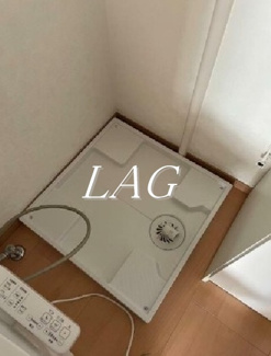 【設備】 | フラットガーデン | 室内洗濯機置き場です。