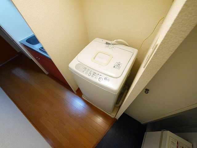 レオパレス売間サニーヒルの設備|嬉しい室内洗濯機置場がございます。