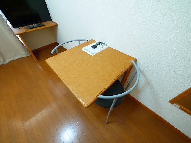 レオパレス売間サニーヒルの居間・リビング|ゆったりとした居間です