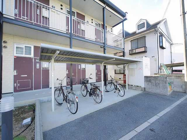 レオパレス売間サニーヒルのその他共用部分|ゆったりとした駐輪スペース