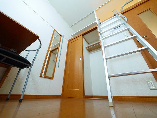 レオパレス売間サニーヒルの収納|大きなスペースがあり、収納には困りません
