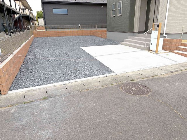 第1土浦市木田余東台　新築戸建て　1号棟の駐車場|4台駐車できるカースペース！