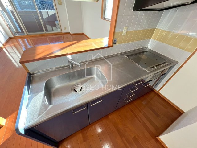 ブラーヴォ梅田北のキッチン