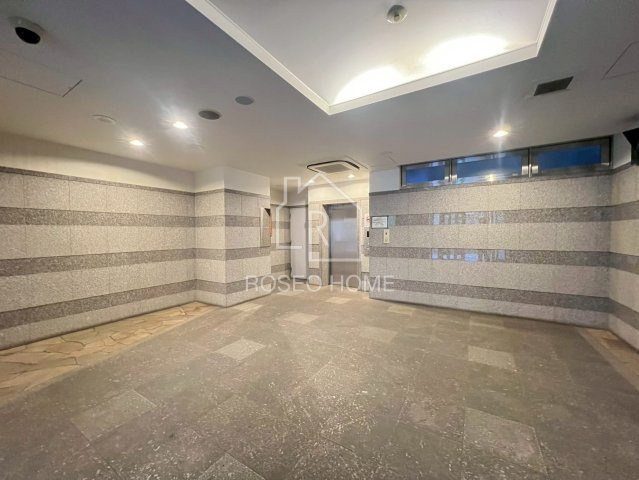 ブラーヴォ梅田北のロビー