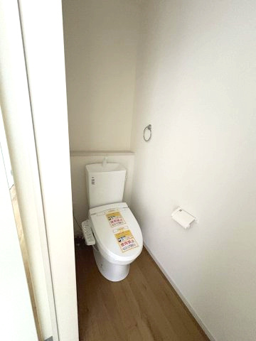 【トイレ】 | 福岡市東区三苫2丁目6期・7期　5号棟（全5棟）【仲介手数料無料・0円】 | ※現地写真準備中の為、施工例です。施工例は完成時と異なる場合があります。