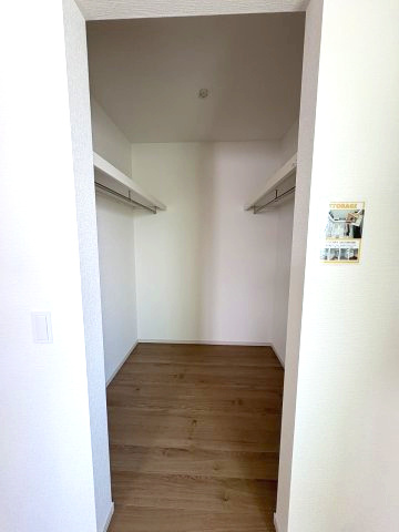 【収納】 | 福岡市東区三苫2丁目6期7期・平屋　5号棟（全5棟）【仲介手数料無料・0円】 | 現地写真。ウォークインクローゼットです。
