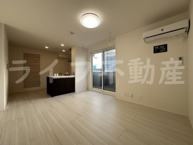 ルシール西岩田の居間・リビング