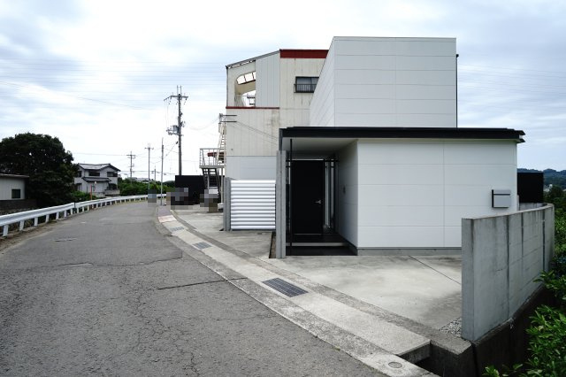 有田郡湯浅町青木・中古戸建・116566の前面道路含む現地写真