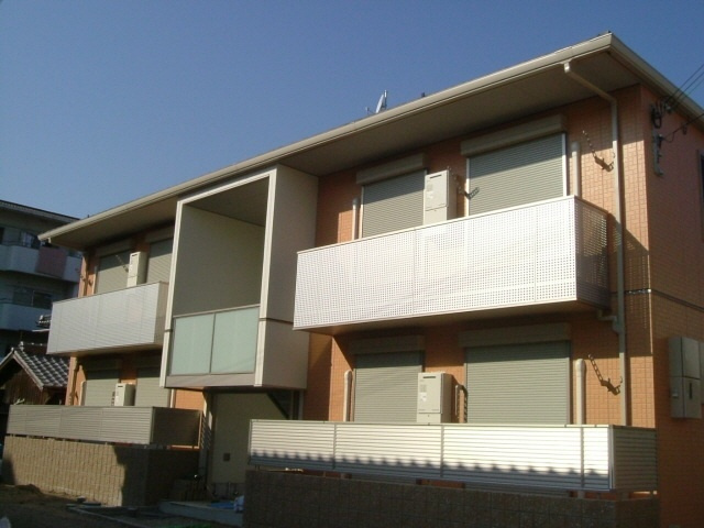 シャーメゾン中尾