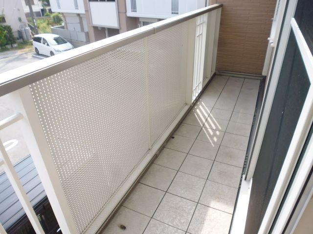 シャーメゾン中尾のバルコニー