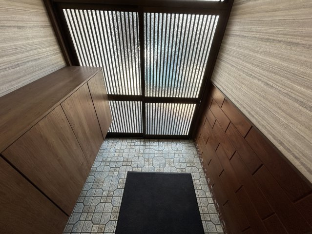 大木町大角中古住宅の玄関