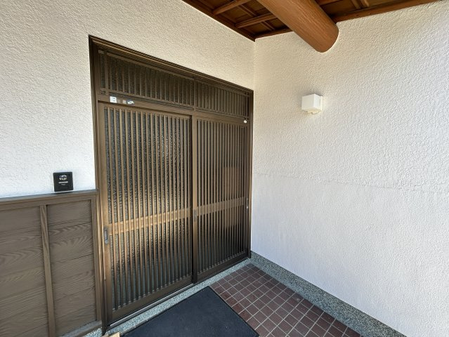 大木町大角中古住宅の玄関